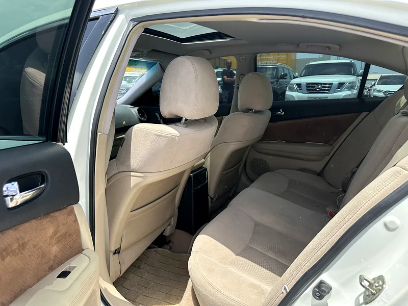 نيسان مكسيما 2015، فل أوبشن، لون أبيض، سيارة GcC موديل كالين63167093026050114