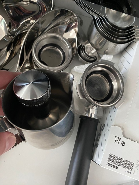 DeLonghi Dedica Style Manual Barista Pump Espresso Coffee M