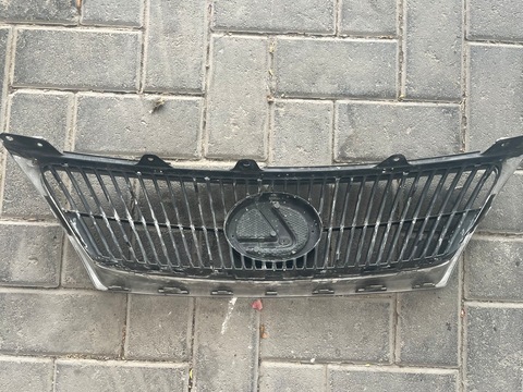 Lexus is250 2007 front grill