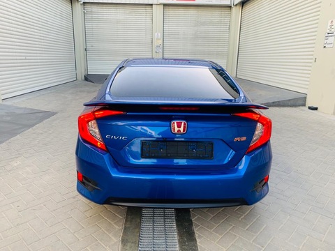 Honda civic 2018 RS full option gcc 1 st owner