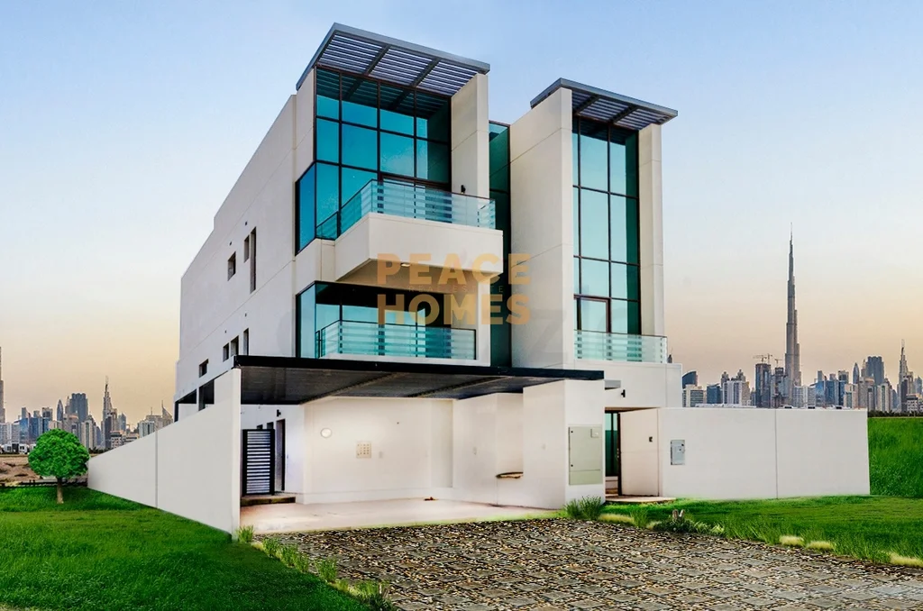 Luxury Villa In Meydan | 5 Min To Downtown | Big Garden To Install Pool