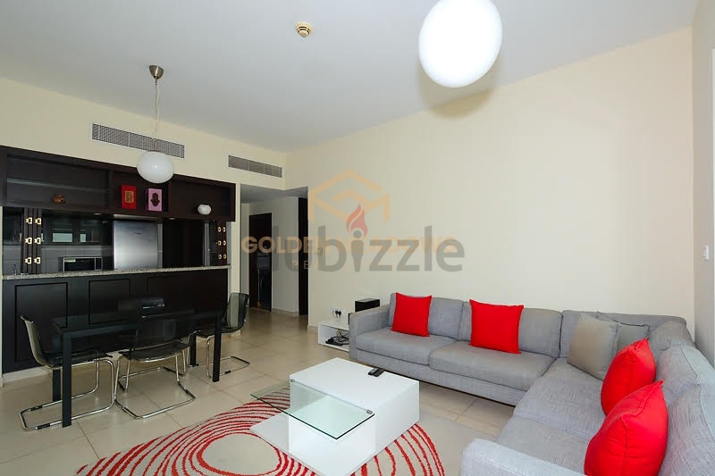 Spacious 2 Bedroom Fully Furnished Travo B