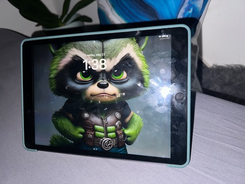 iPad 2021 (9th Generation) 10.2-Inch, 64GB, WiFi, Space Gray