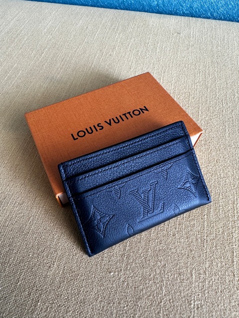 Black Louis Vuitton Wallet/Card Holder