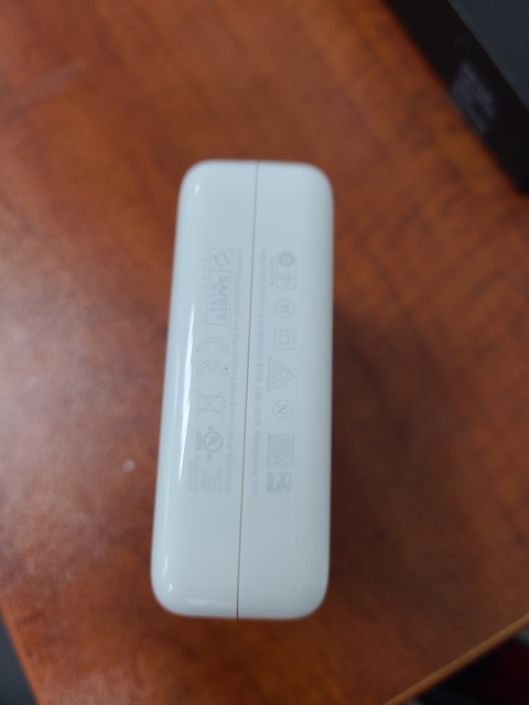Apple 96W USB-C Power Adapter (MX0J2AM/A) White