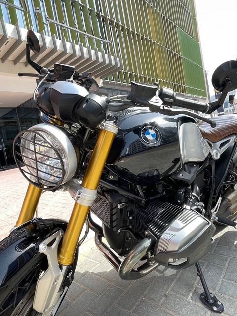 Impeccable BMW R9T Motorcycle with Premium Rizoma Extras!