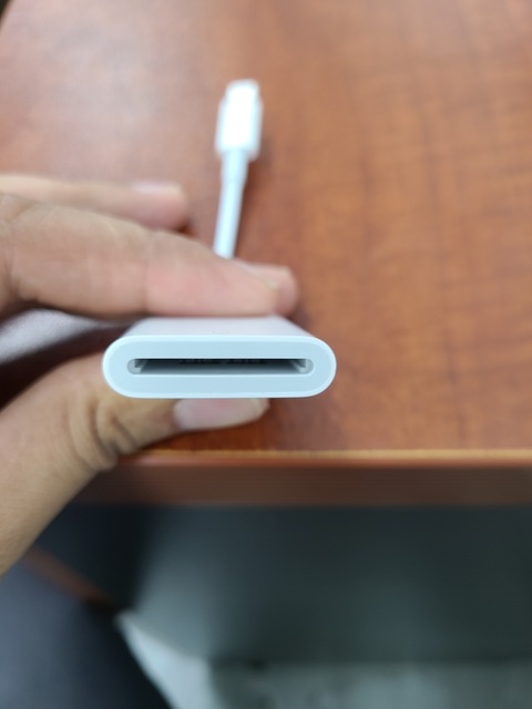 Apple USB-C To SD Card Reader (MUFG2AM/A) White