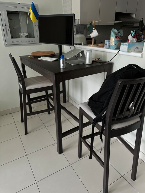 Ikea Kitchen Extendable Table + 2 chairs
