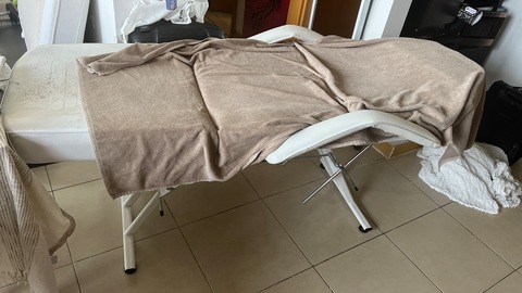 Beauty bed /massage bed