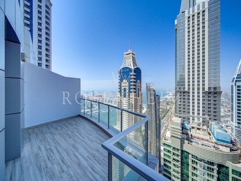Panoramic Marina Views | Penthouse Level | Vacant