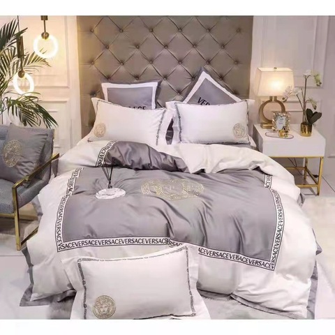 Bed cover with comforter set