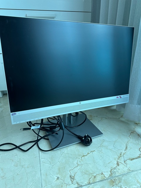 HP monitor in excellent condition