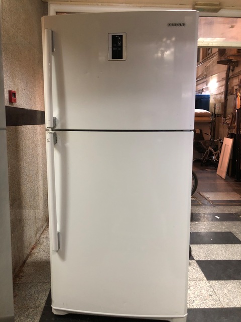Samsung Big Refrigerator 500+ Liters available for sale