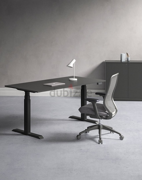 Height adjustable desk-4