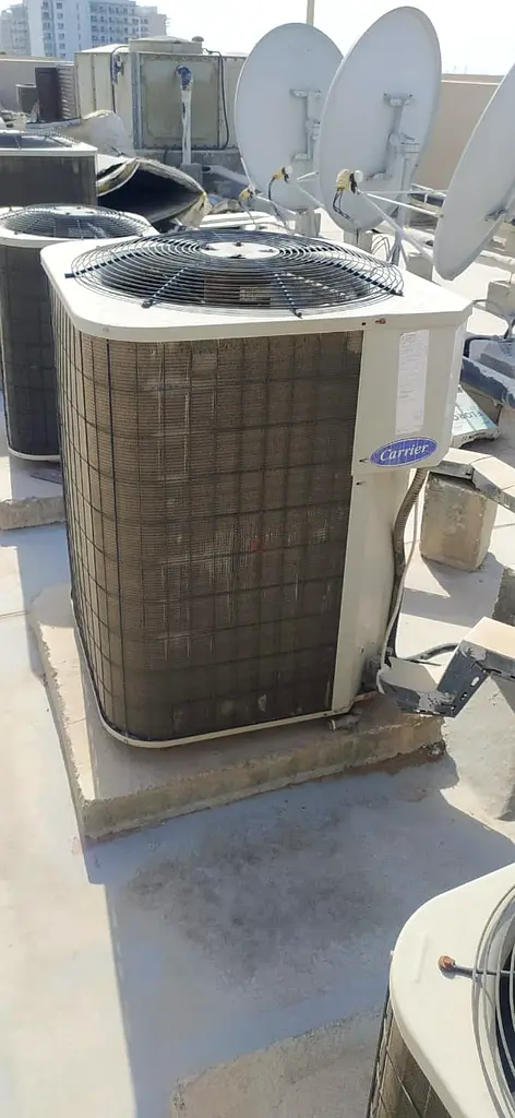 3.5 ton ducted air-conditioner make carrie( second hand sale and scrap pls  avoid calling us)r | dubizzle