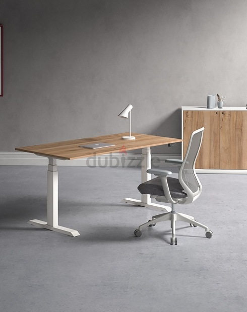 Height adjustable desk-2