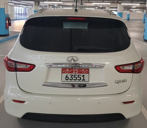 CAR IN DUBAI !!!!! 2016 INFINITI QX60 ( 7 SEATS ) IN VGC