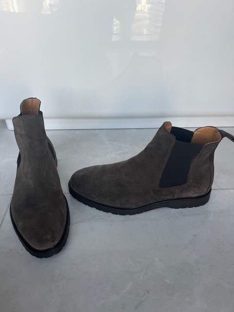 Unworn Zara Grey Suede Chelsea Boots