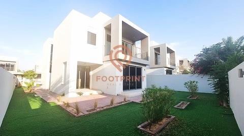 Well Maintain | Big Plot | Landscaped