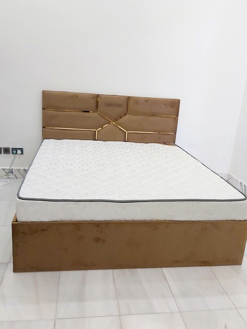 New Velvet King Size Queen Size Bed Available For Selling
