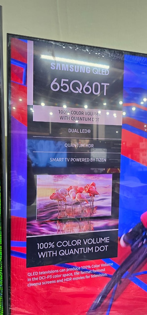 Samsung 65QLED 4k SAMART TV New