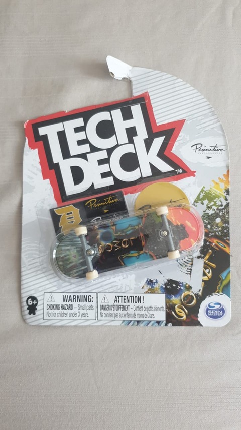 Tech Deck fingerboard- New