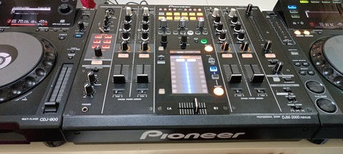 Pioneer CDJ 900 ×2  DJM 2000 Nexus For Sale