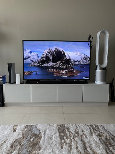 LG 60 Inch LED 4K Smart TV