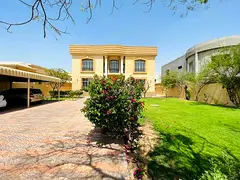 Spacious 5 Bedroom Villa In Al Khawaneej @