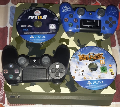 Ps4 slim 1tb 2 Controller 2 games for sale