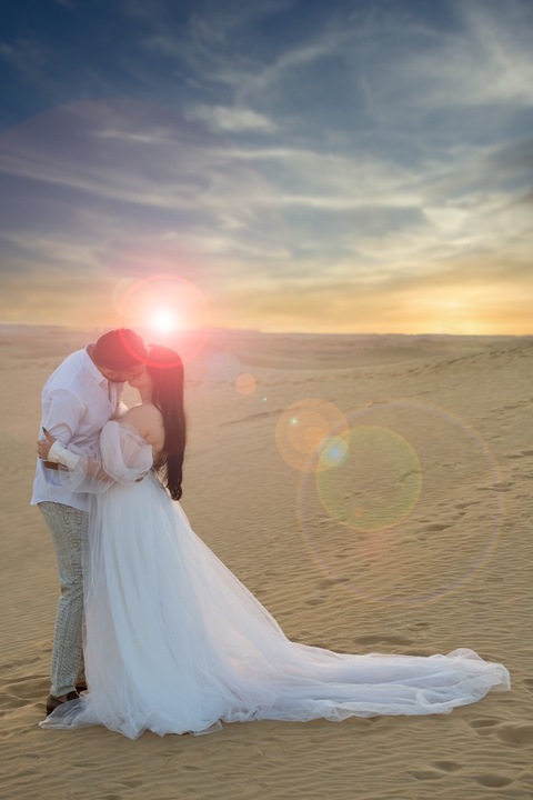 Unforgettable Couple Photoshoots Service in UAE