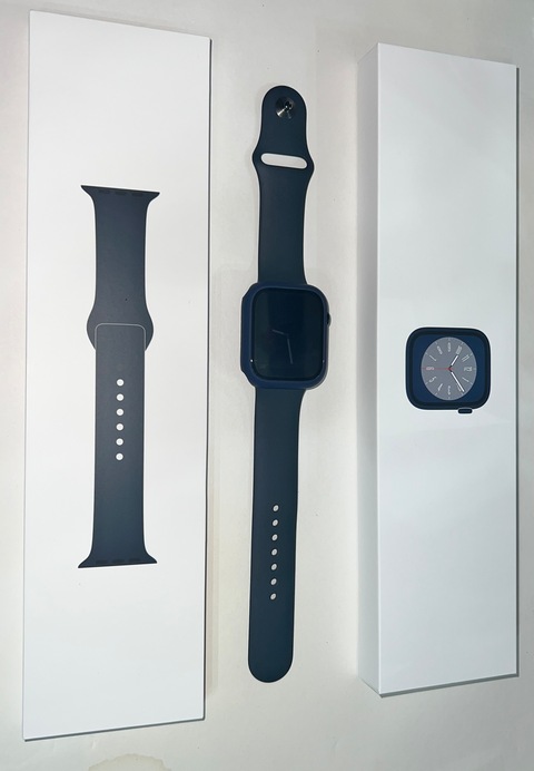 Apple Watch Series 8 GPS + Cellular 45mm + 18 months warranty + 18 extra strap