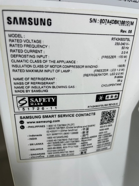 Samsung smart inverter refrigerator 179x70cm. I have more options. FREE DELIVERY