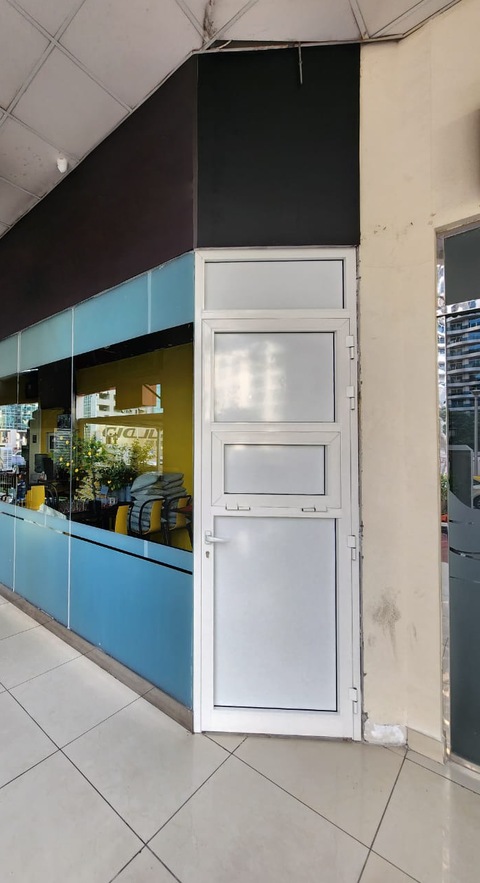 (HOT OFFER, REDUCED PRICE!) - Cafeteria Counter/Takeaway Point Available In Main Dubai Marina Area