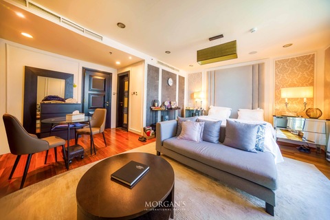 Luxury Duplex Penthouse |  Upgraded | VOT