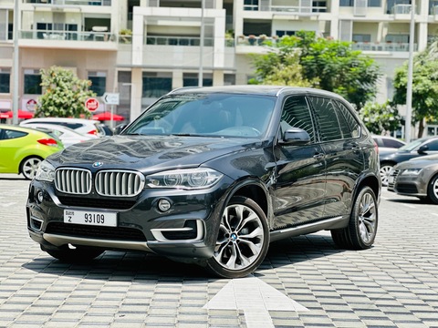2015 BMW X5 Xdrive50i GCC SPECS FULL OPTION IN EXCELLENT CONDITION