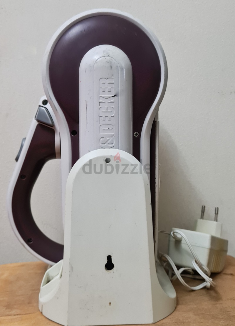 Cordless Vacuum - Black Decker 14.4v Dustbuster Pivot