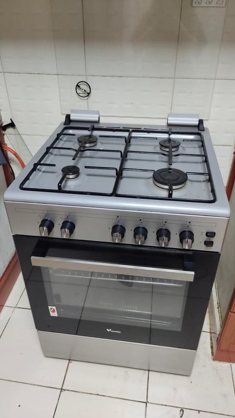 Gas Stove with Cylinder (ONLY AVAILABLE BY JUNE END)