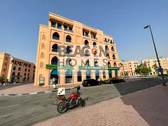 1600 Sqft, 3 Shops Together, Operational Restaurant. Corner