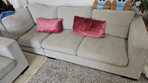 Complete Sofa Set - 8 Pieces