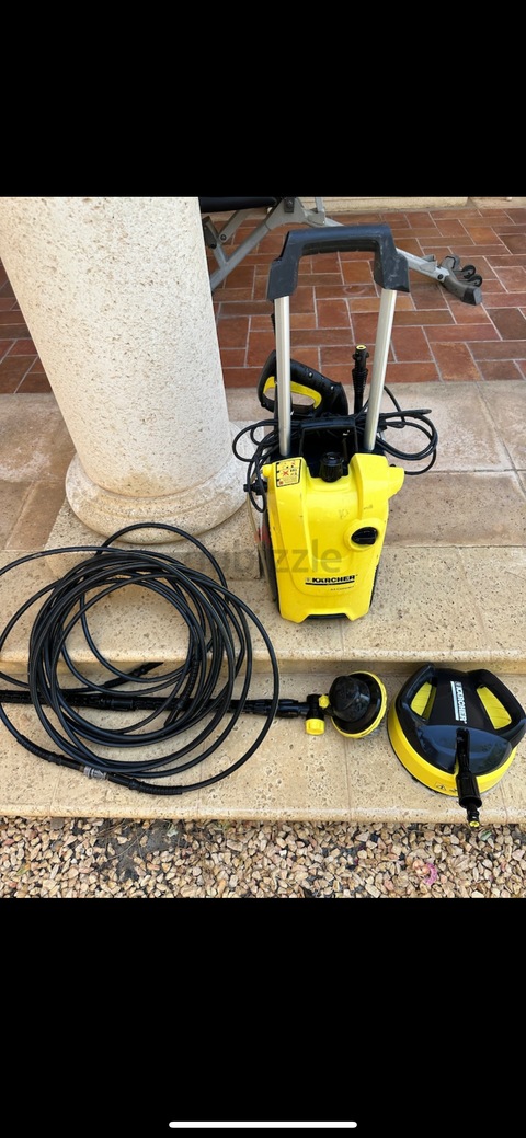 Karcher Power Washer K4 with extra accesories