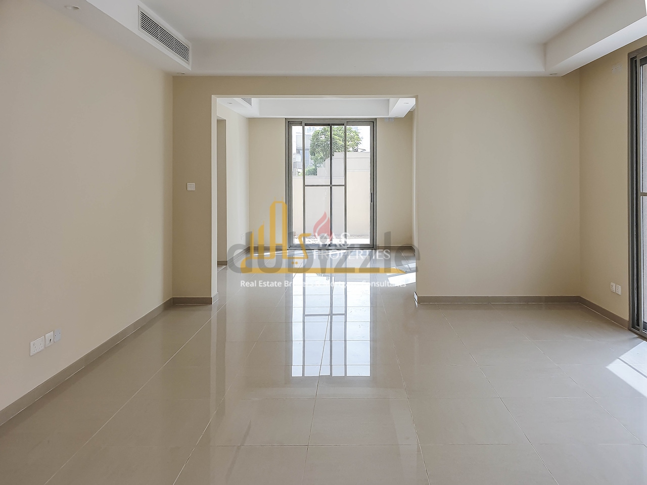 Close To Pool And Park | Bright And Breezy