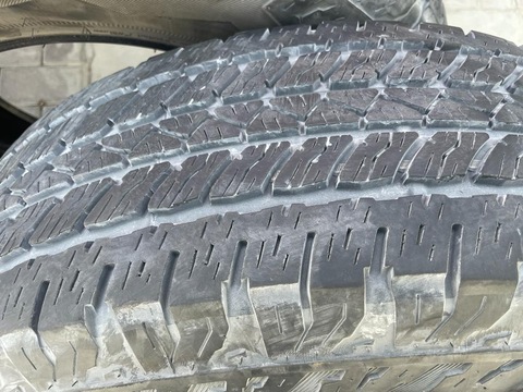 4 Bridgestone tires 245/75R17