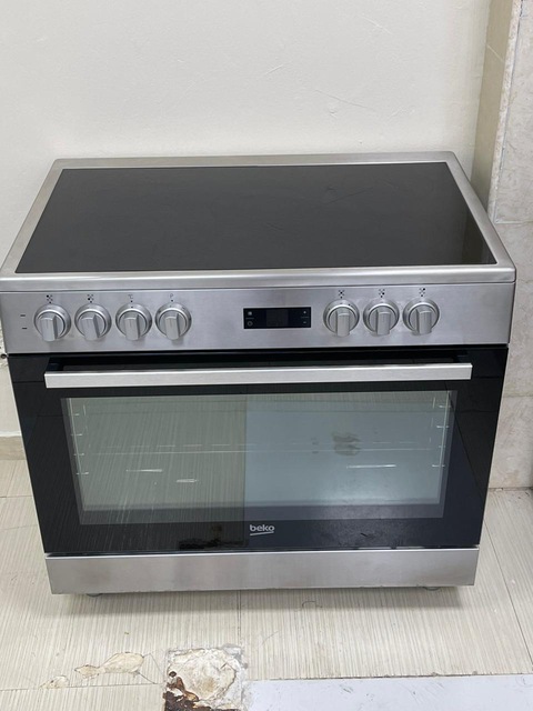 Beko 90by60 Ceremic Five Hubs Electric Cooking Range