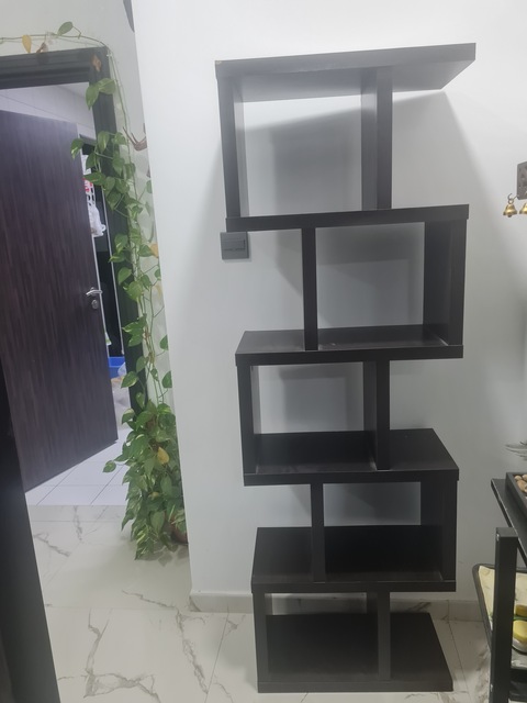 Book case/ display stand 200aed