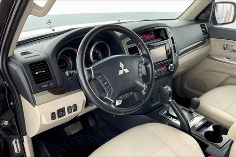 AED 1,476/Month // 2020 Mitsubishi Pajero GLS Midline SUV // Ref # 1539962