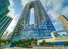 Full Floor / 8 Units / Trophy Asset