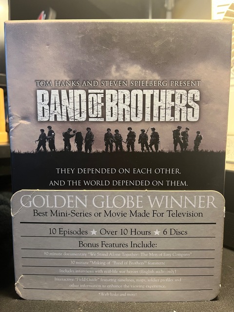 Band Of Brothers 6 Disc DVD Set~ Tin Case~ Hanks & Spielberg