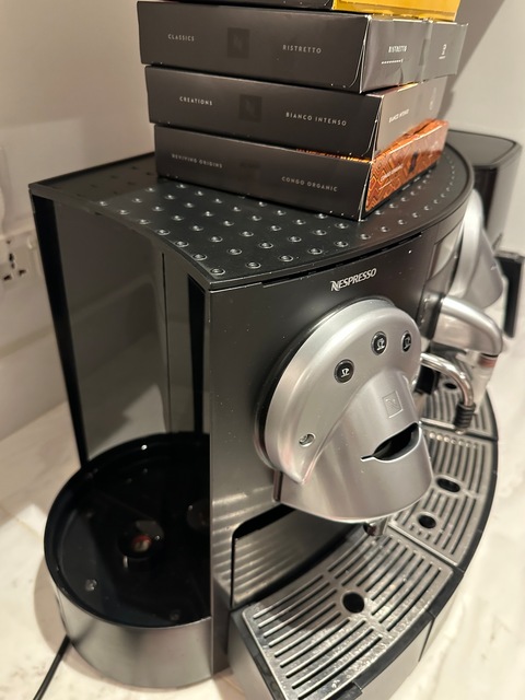 Nespresso coffee machine Gemini 220 model