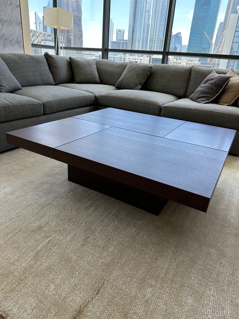 High-end Coffee Table - EXCELLENT CONDITION